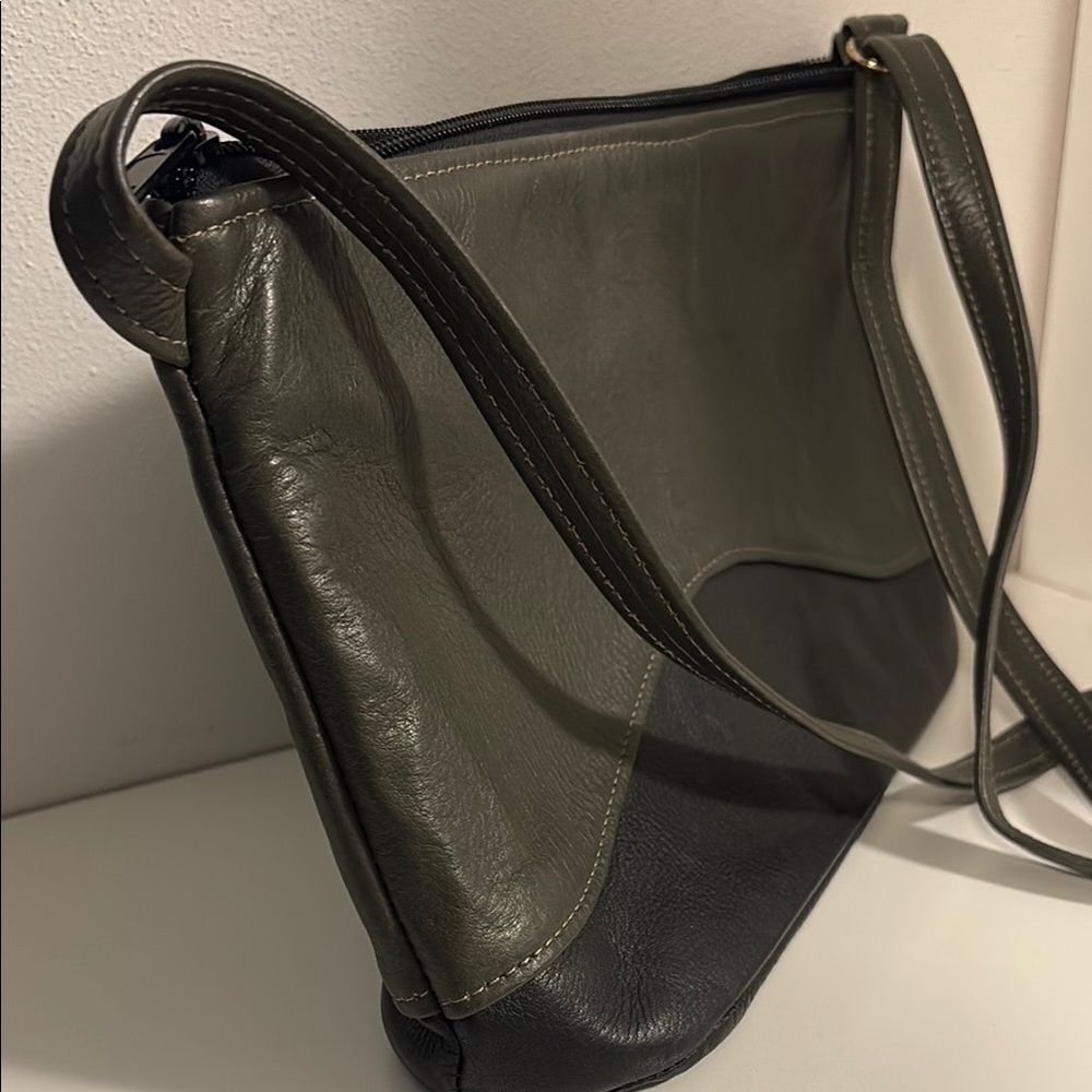 Chic Two-Tone Leather Crossbody Bag